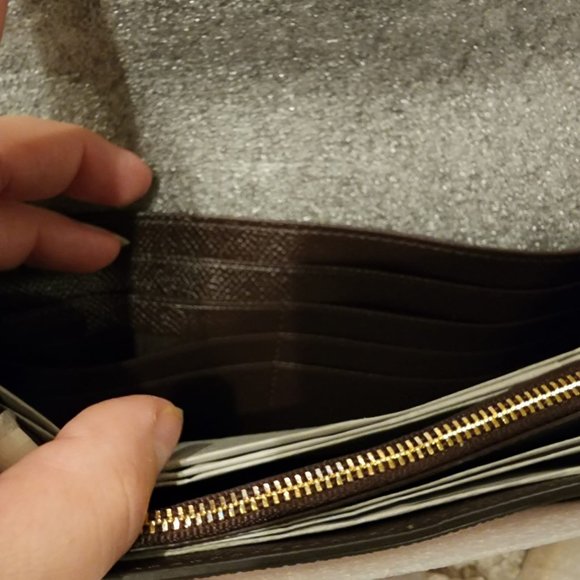 Coach Metallic Chain - Picture 5 of 6